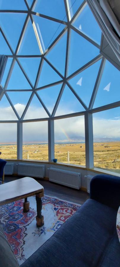 Dome With Stunning Glacier & Mountain Views Пуэрто-Наталес Экстерьер фото